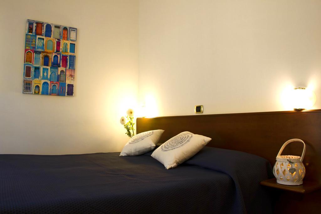 Domus Hotel Alessandria Eksteriør bilde