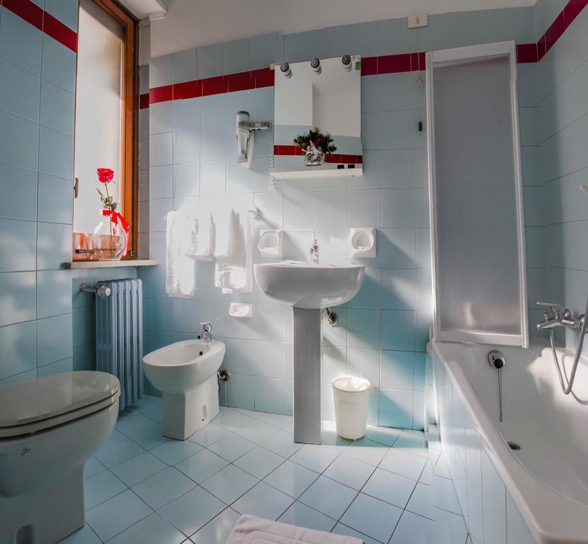 Domus Hotel Alessandria Eksteriør bilde